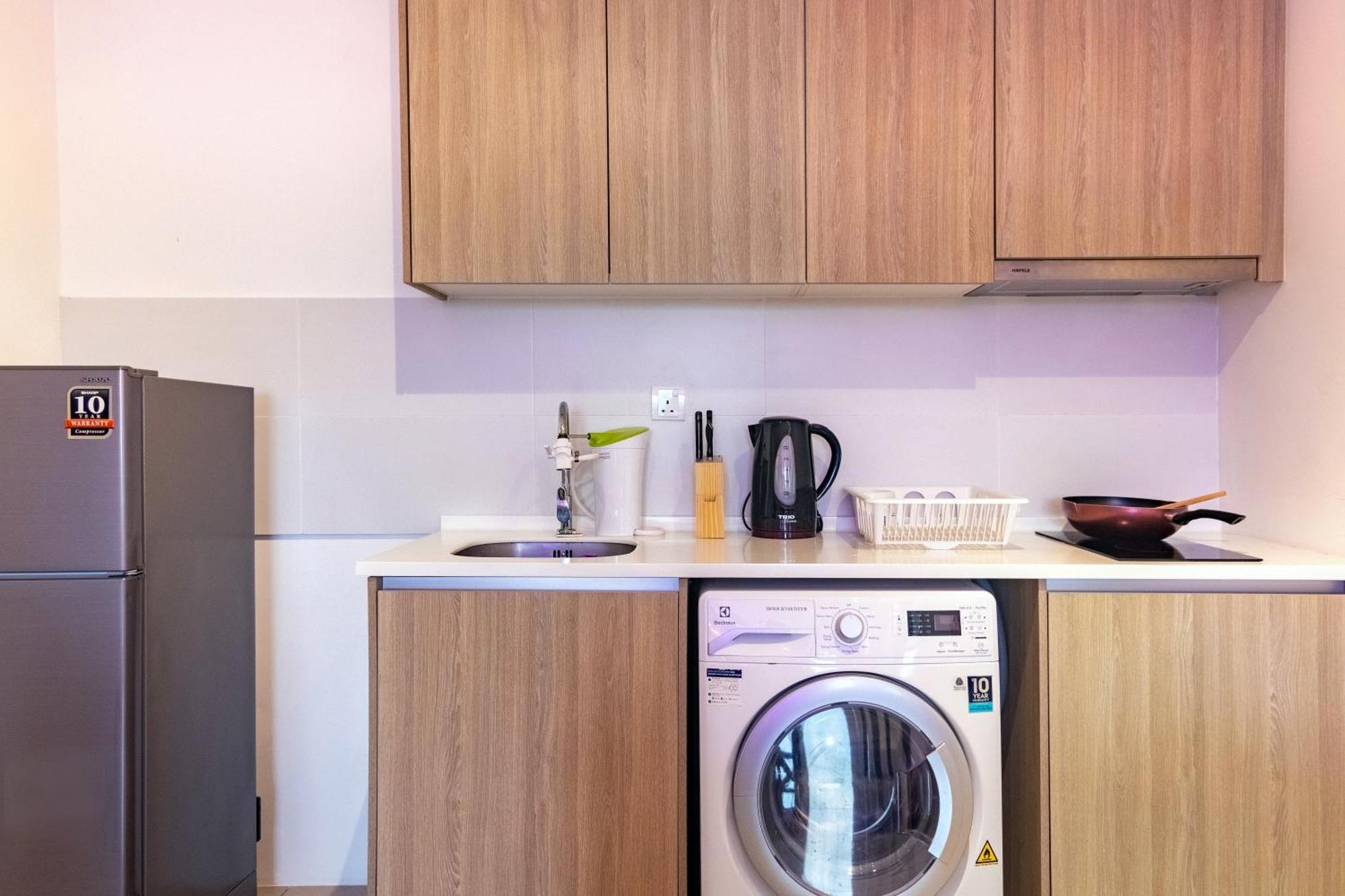 Tropicana 218 Macalister X Airlevate Suites จอร์จทาวน์ ห้อง รูปภาพ